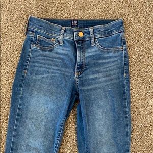 Gap Jeans- Favorite Jegging, size 27